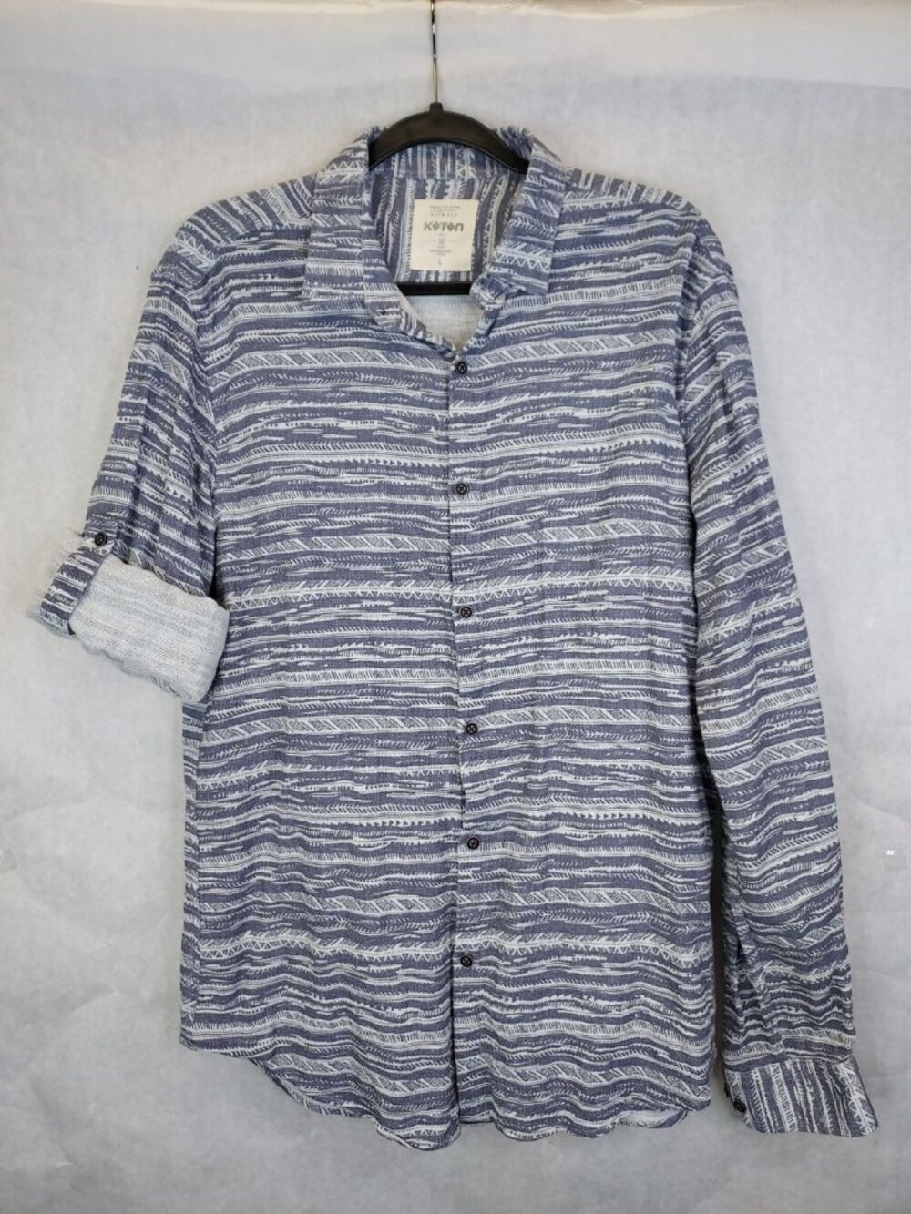 Koton Casual Collection Slim Fit Button Up Shirt Men L Painted Nautical Roll Tab